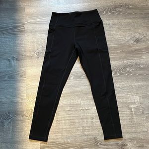 VICTORIA SECRET KNOCKOUT HIGH WAISTED 7/8 leggings SIZE SMALL